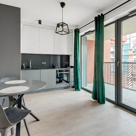 Scala Old Town By Renters Apartament
